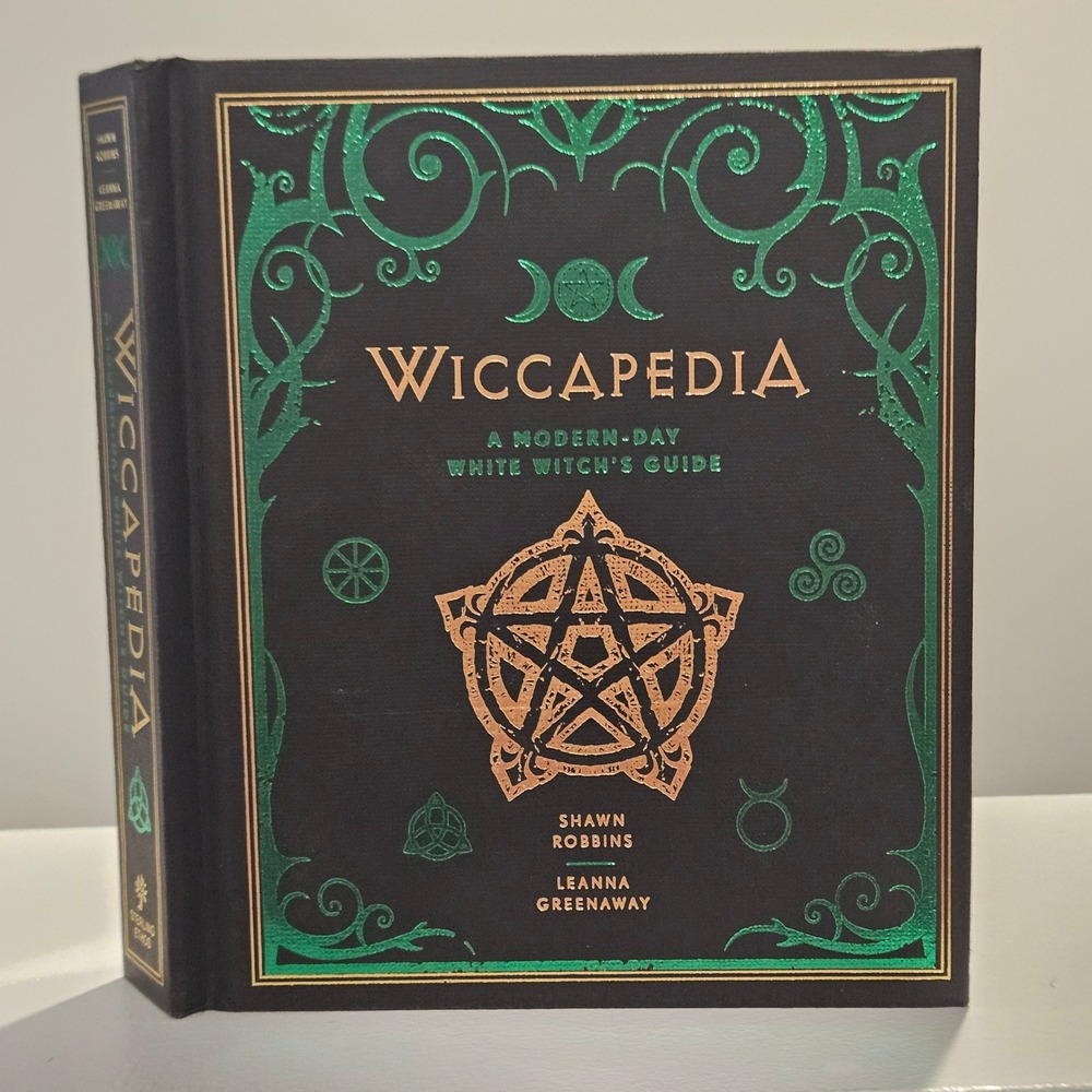 Wiccapedia Modern-Day White Witch's Guide Hardcover Black Green Occult